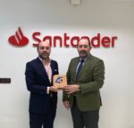 Santander  refuerza su compromiso con Asturgar en el 40 aniversario de la SGR