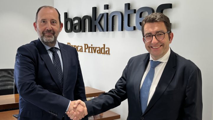 Asturgar y Bankinter refuerzan sus vínculos para mejorar la competitividad de las empresas asturianas